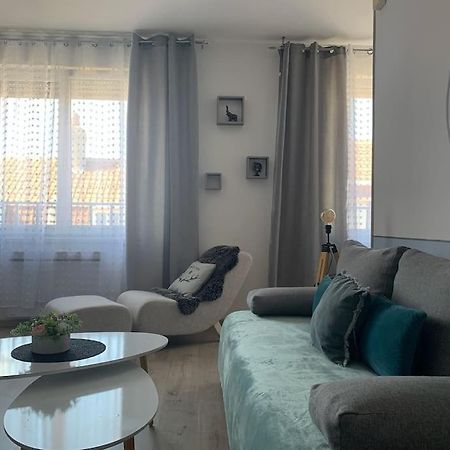 38 Maison Entiere,Place De Parking Et Garage Pour Moto Velo A La Demande Dunkirk Dış mekan fotoğraf