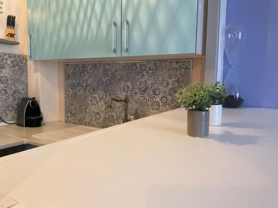 38 Maison Entiere,Place De Parking Et Garage Pour Moto Velo A La Demande Dunkirk Dış mekan fotoğraf